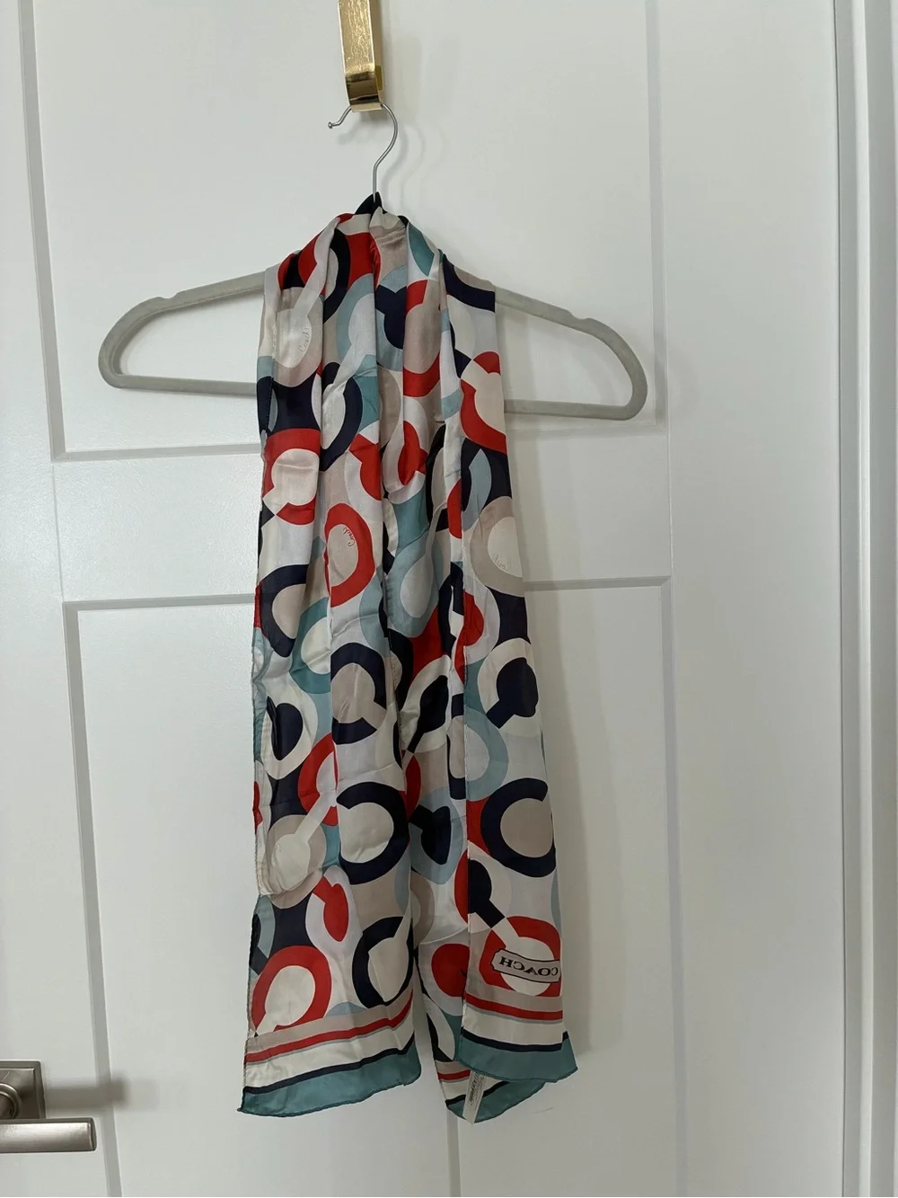 NWT Coach Woman’s Geometric Ring Print Silk Scarf